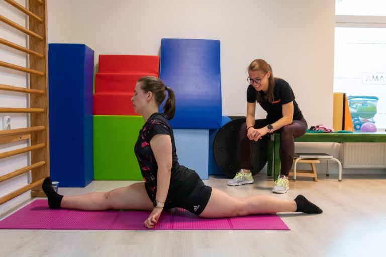 exercitii kinetoterapie genunchi